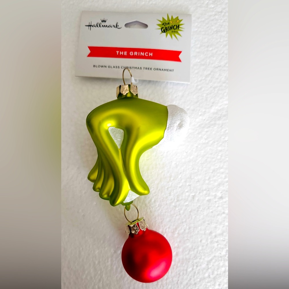 Hallmark Dr Seuss The Grinch Hand w/Red Ornament (4.25”)